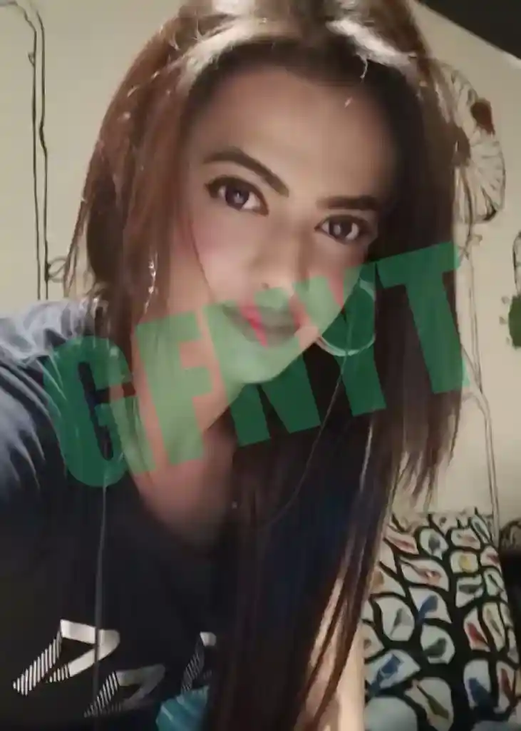 Paying Cash Only for Raipur Call Girl Services